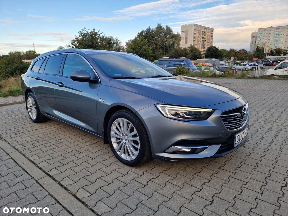 Opel Insignia - 1