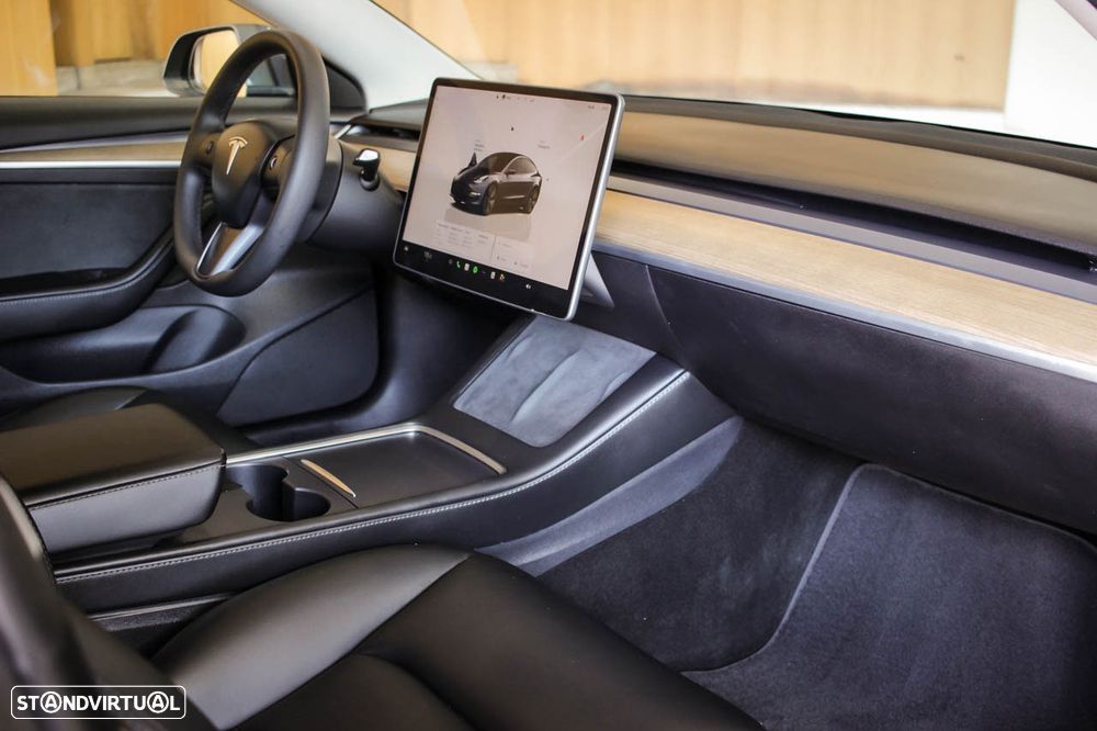 Tesla Model 3 Long Range Tração Traseira - 7