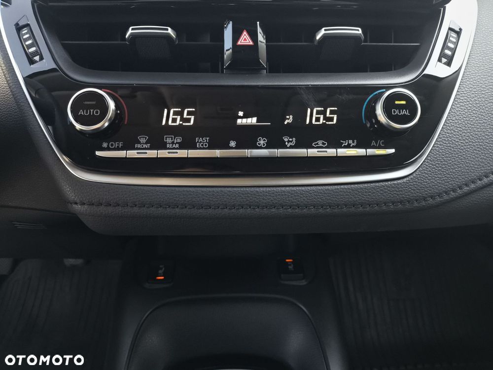 Toyota Corolla - 23