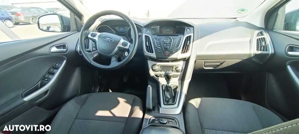 Ford Focus 1.6 TDCI DPF Start-Stopp-System Titanium - 5