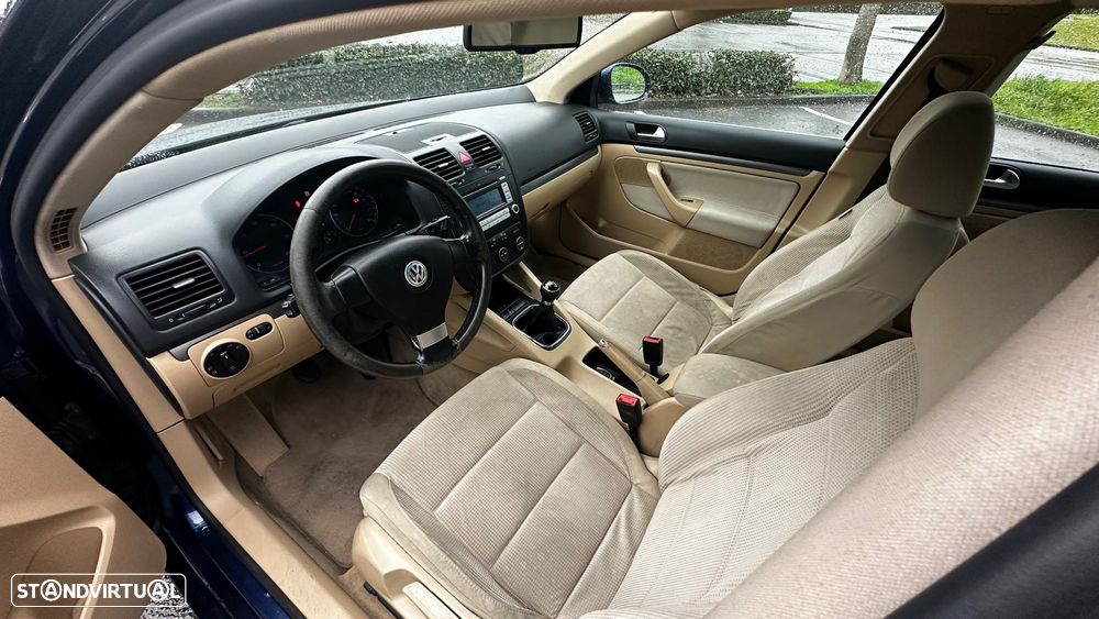 VW Golf Variant 2.0 TDi Confortline - 7