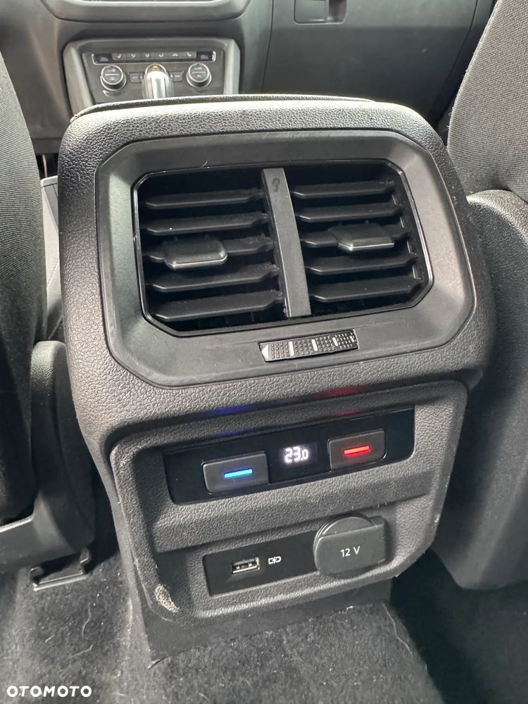 Volkswagen Tiguan Allspace 2.0 TSI 4Mot Highline DSG - 10