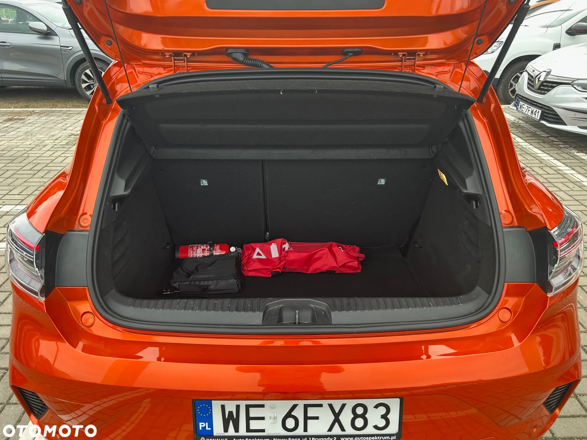 Renault Clio 1.0 TCe Techno - 17
