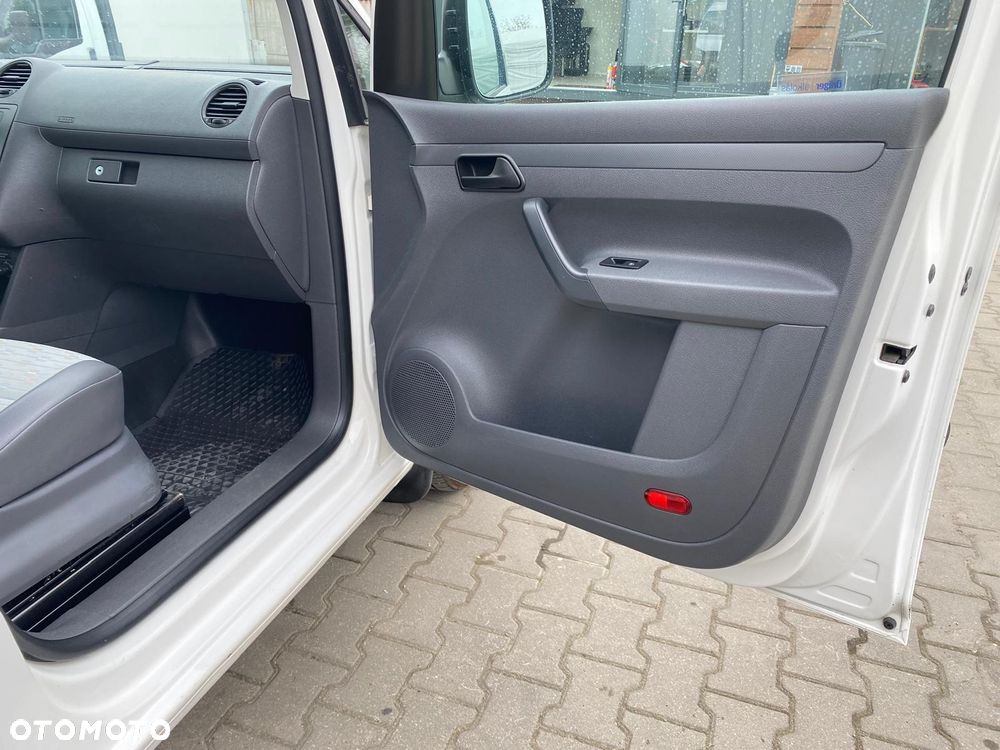 Volkswagen CADDY - 16