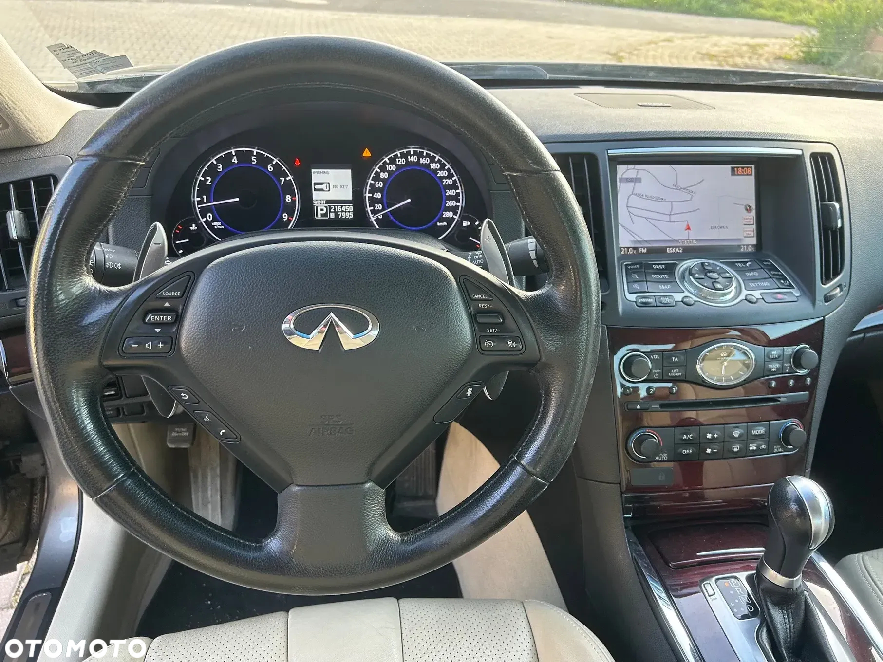 Infiniti G G37 AWD - 12