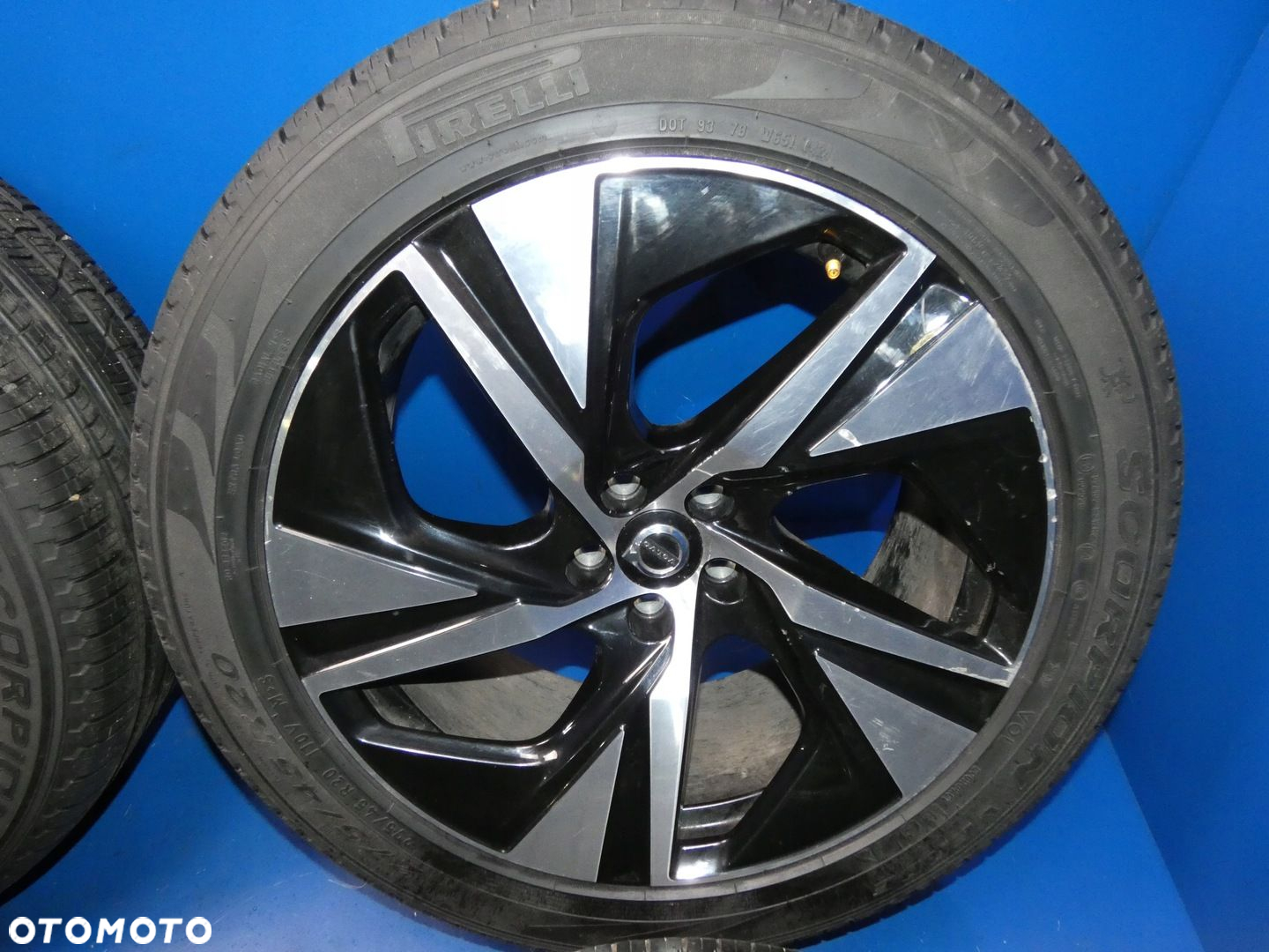 VOLVO XC90 II FELGI ALUMINIOWE 20 R20 ET38,5 OPONY PIRELLI KOŁA KOMPLET - 3