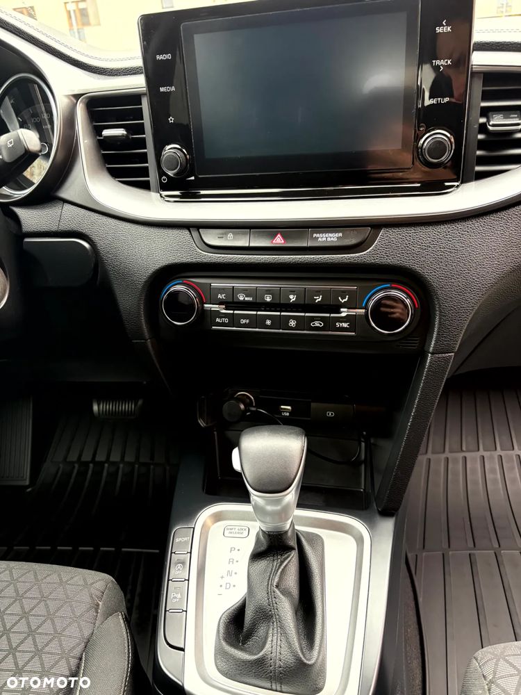 Kia Ceed 1.4 T-GDI M DCT - 13