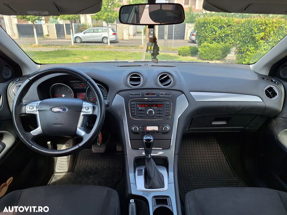 Ford Mondeo - 13