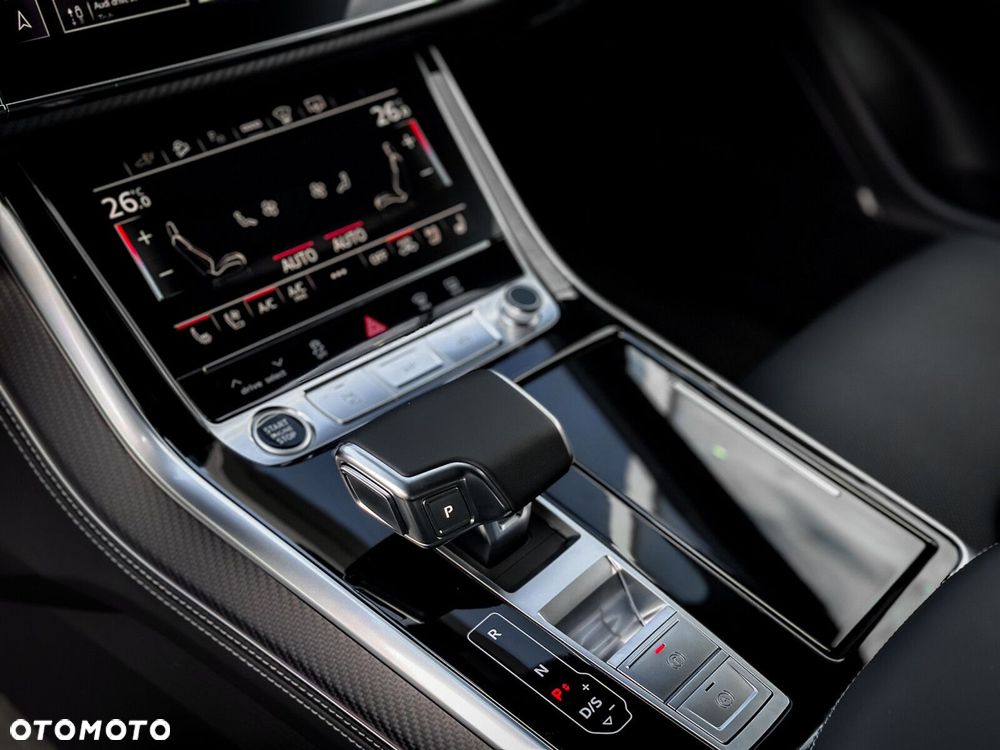 Audi Q8 - 21