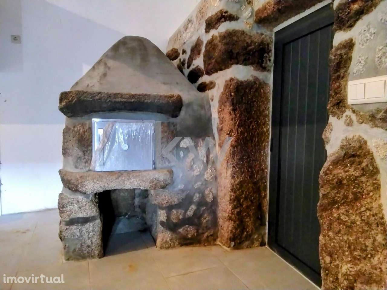 Moradia T2 Renovada em Carneiro, Amarante - Grande imagem: 5/13