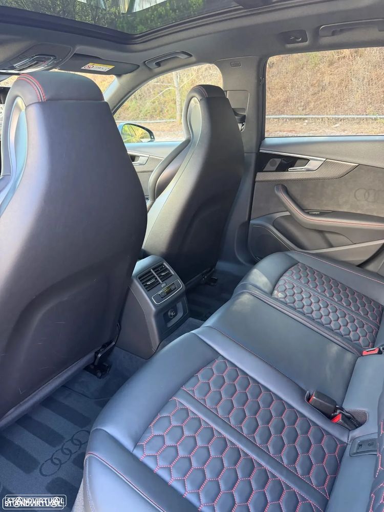 Audi RS4 Avant quattro tiptronic - 10