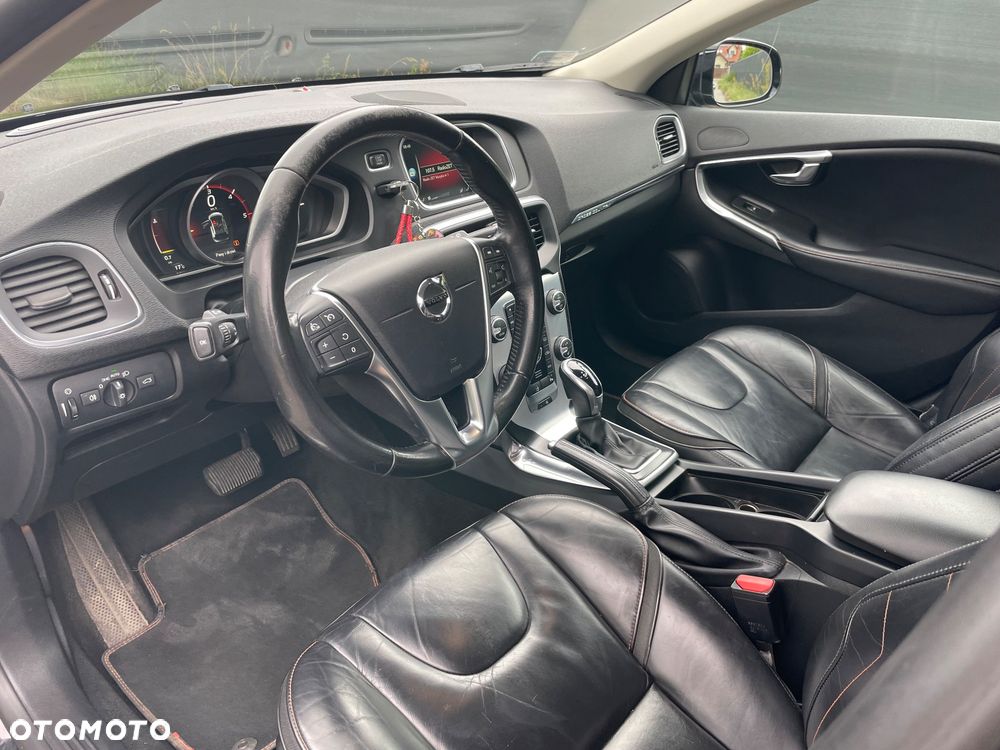 Volvo V40 D3 Drive-E Ocean Race - 7