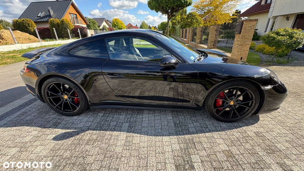 Porsche 911 Carrera 4S PDK - 2