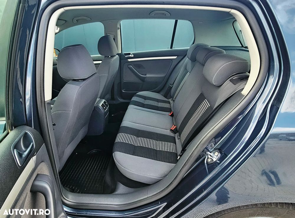 Volkswagen Golf - 7