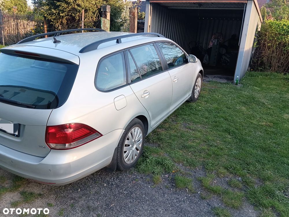 Volkswagen Golf VI 1.6 TDI Comfortline - 5