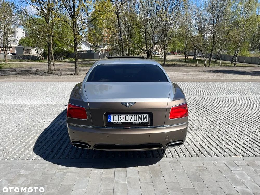 Bentley Flying Spur W12 - 11