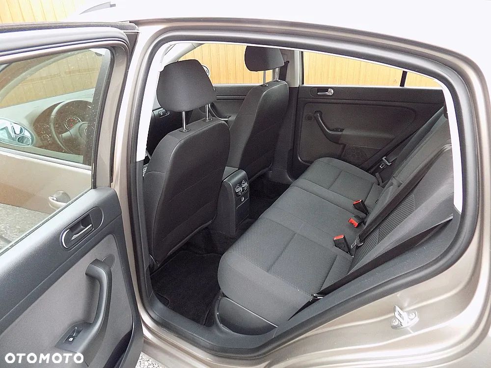 Volkswagen Golf Plus 1.6 TDI DPF Comfortline - 6