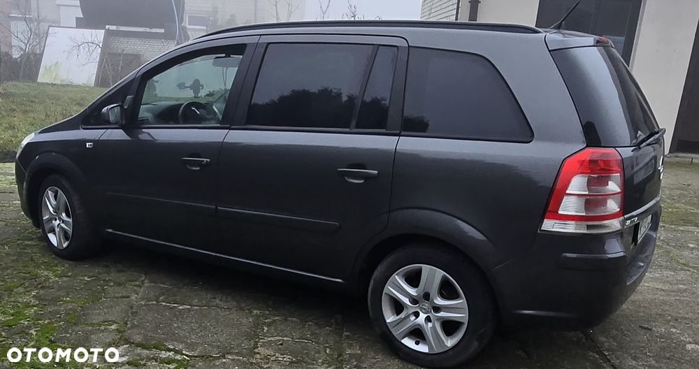 Opel Zafira - 3