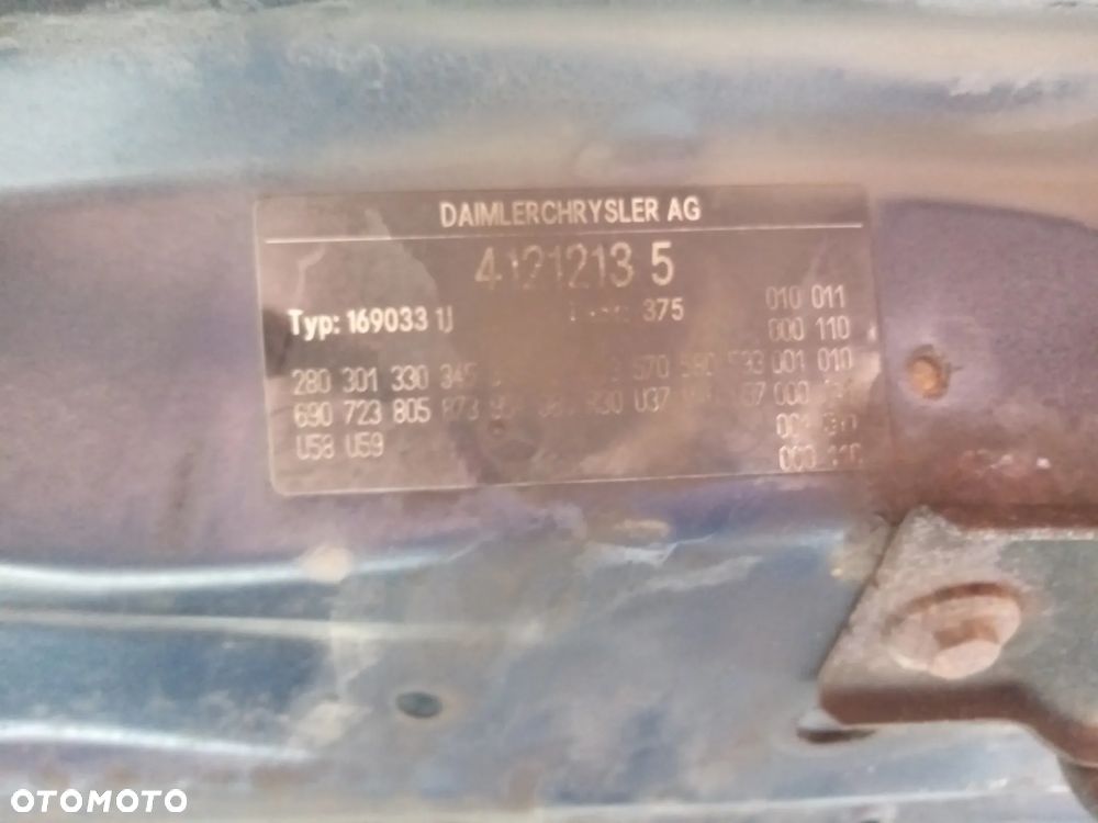 MERCEDES A KLASA W169 A200 04-08 2.0 -  RADIO RADIOODTWARZACZ - 24