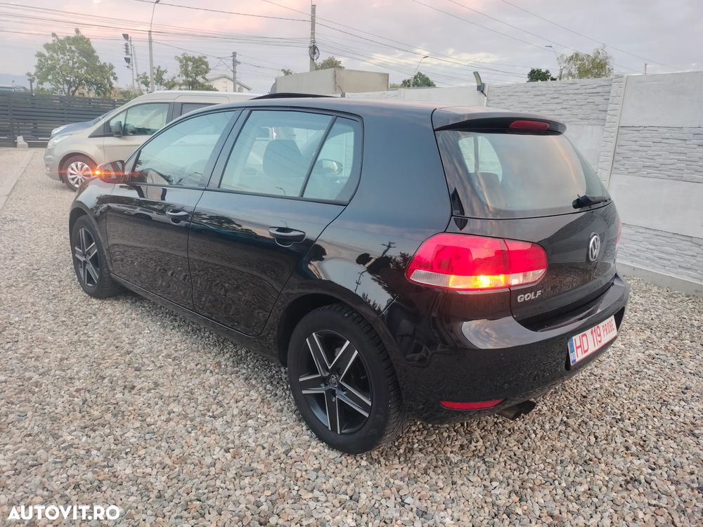 VOLKSWAGEN Golf 2011 — imagine 4