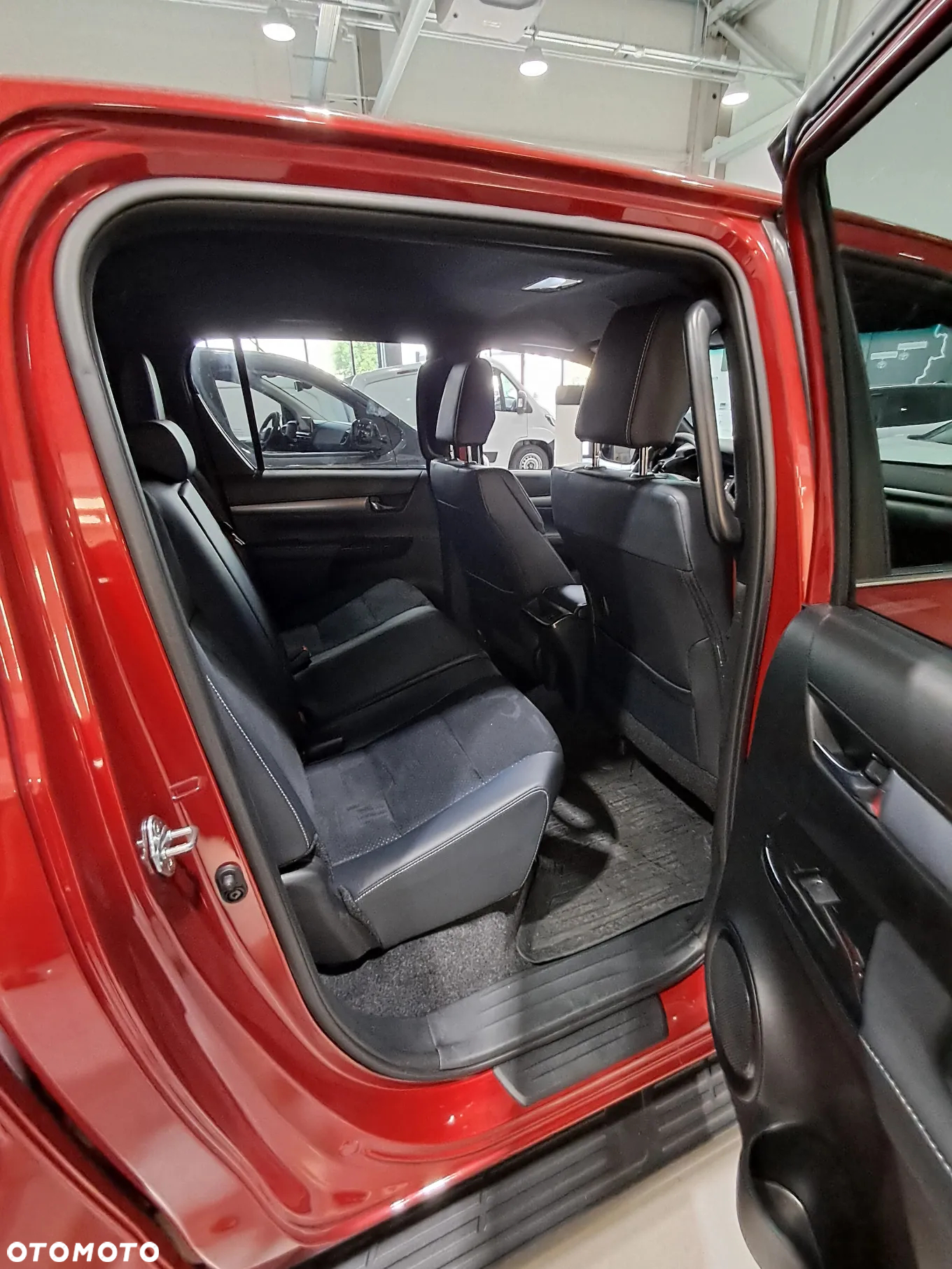 Toyota Hilux 2.8 D-4D Double Cab GR Sport II 4x4 - 15