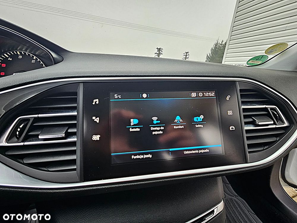 Peugeot 308 BlueHDi FAP 150 EAT6 Stop & Start Allure - 27