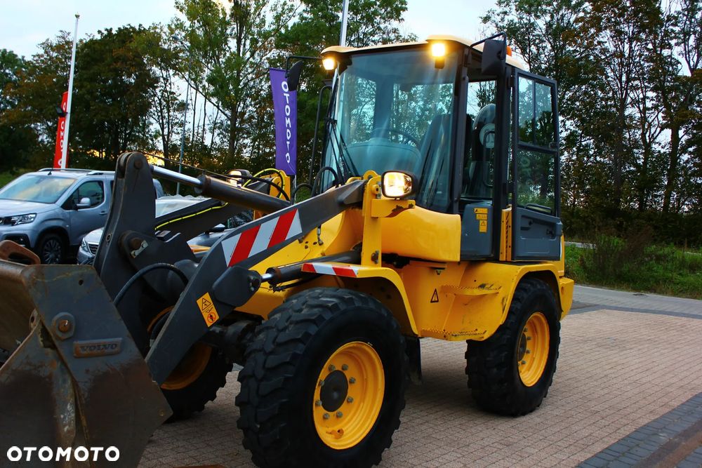 Volvo L30G - 28