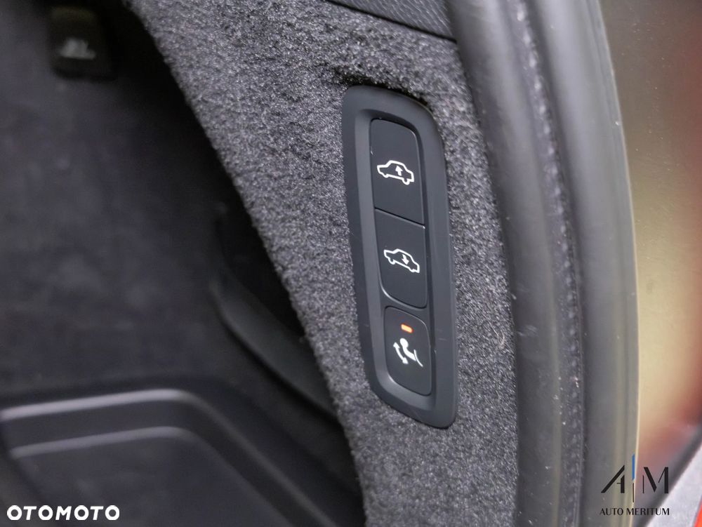 Volvo XC 90 T8 AWD Plug-In Hybrid Ultimate Bright 7os - 41