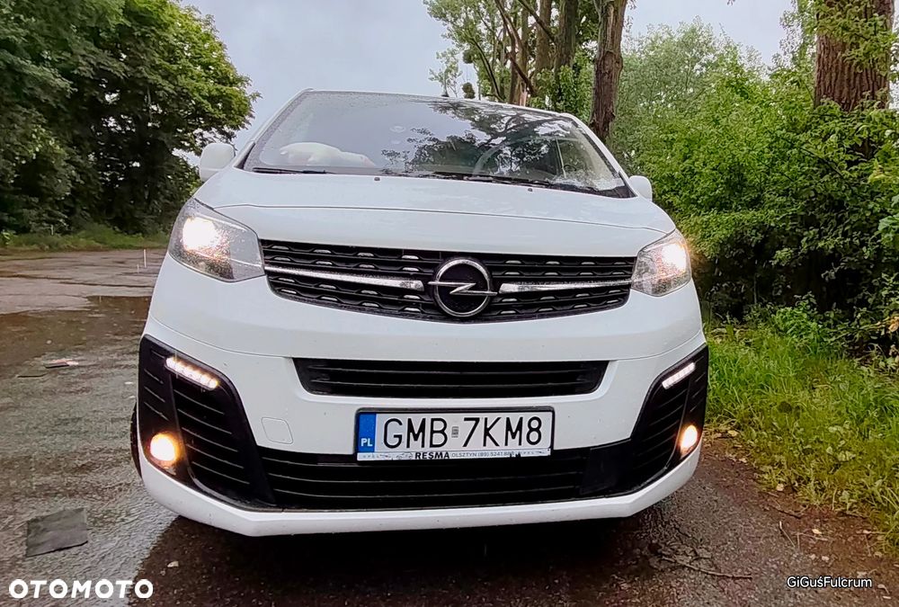 Opel Vivaro C - 1
