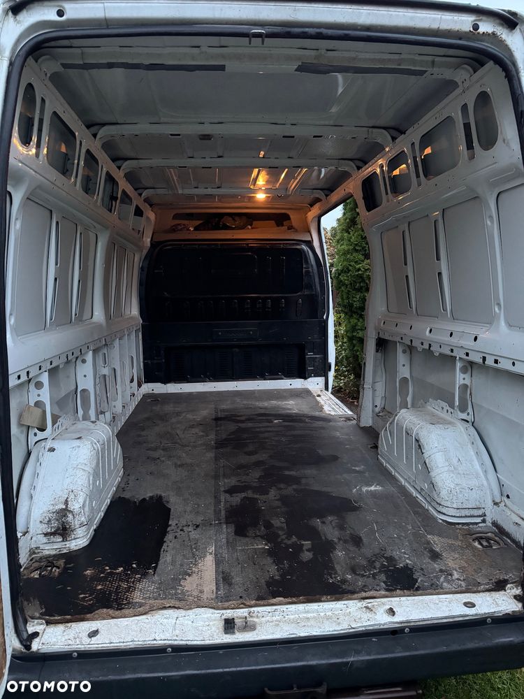 Ford Transit - 9