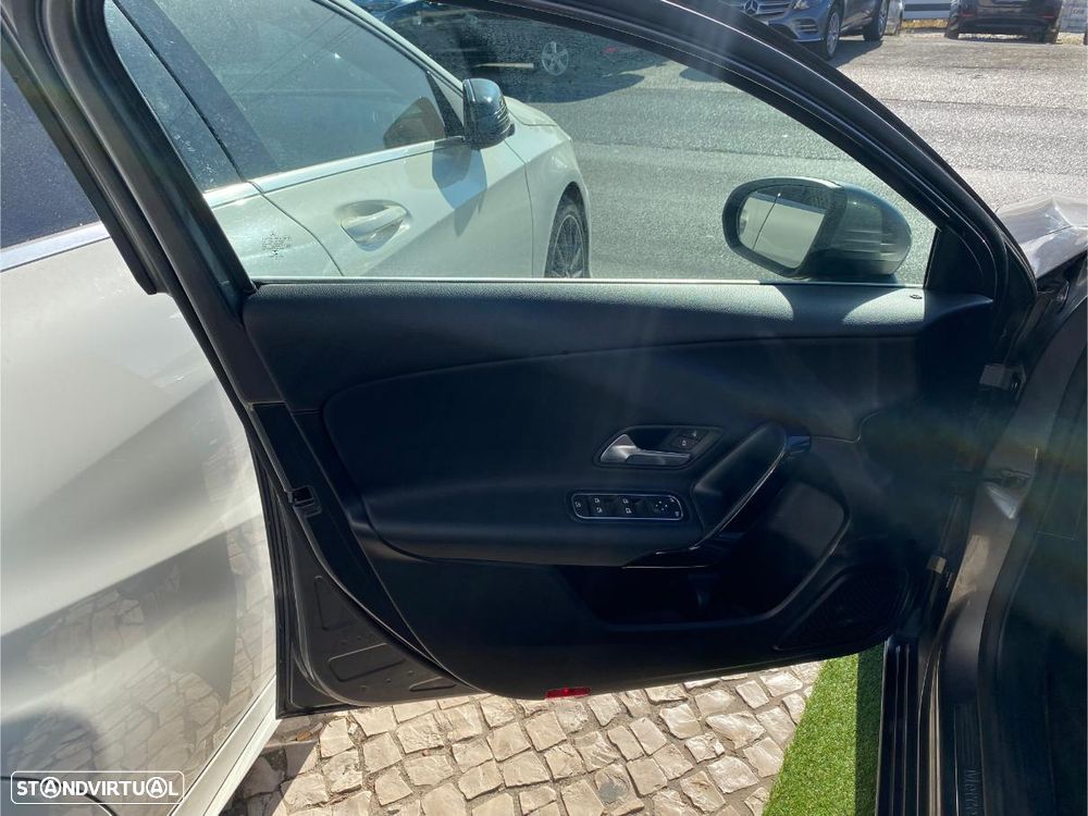 Mercedes-Benz A 200 7G-DCT Style - 12
