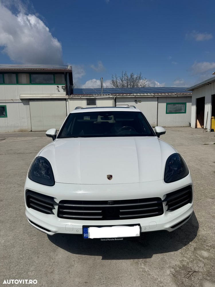 Porsche Cayenne Standard - 1