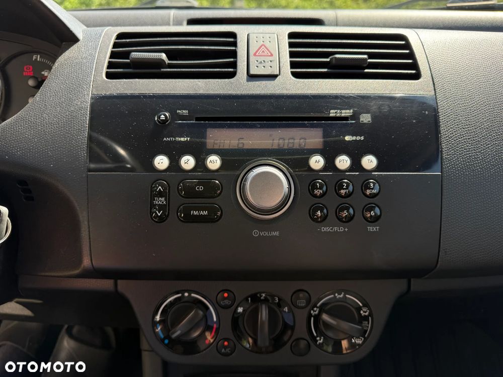 Suzuki Swift - 21