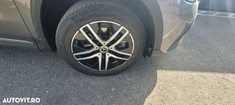 Mercedes-Benz GLA - 11