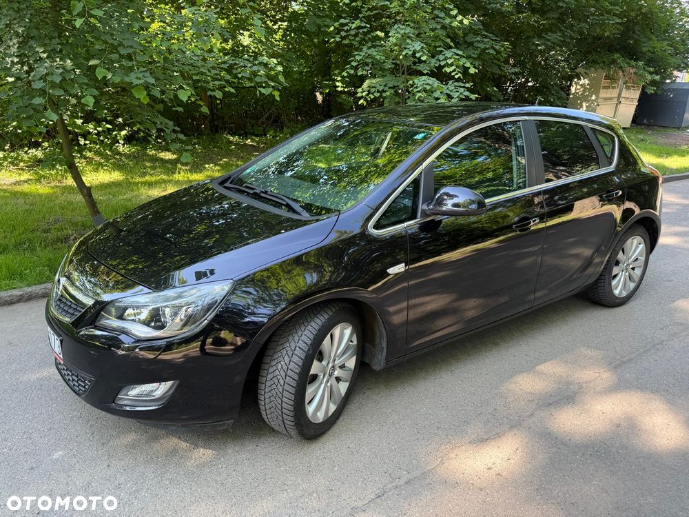 Opel Astra 1.4 Turbo Cosmo - 1