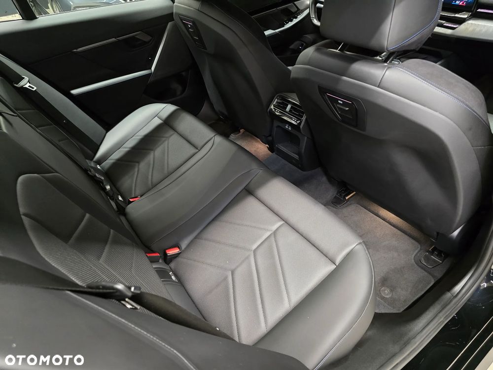 BMW Seria 5 520i mHEV M Sport - 17