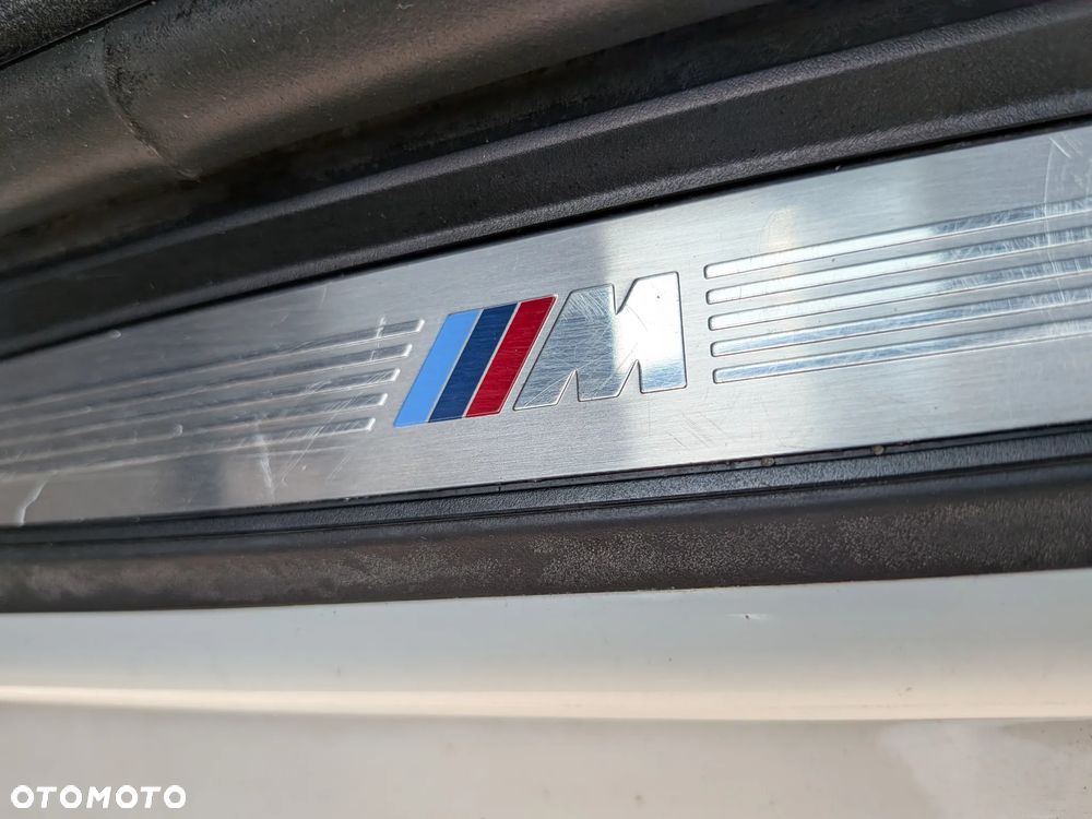 BMW Seria 3 320e M Sport sport - 22