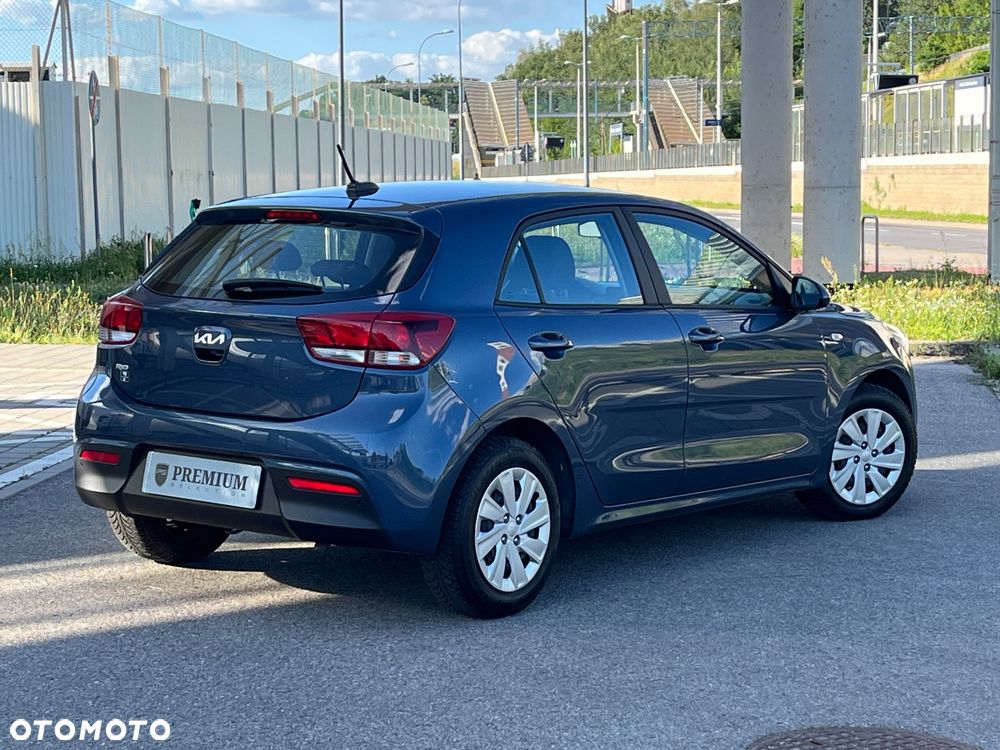 Kia Rio 1.2 M - 12