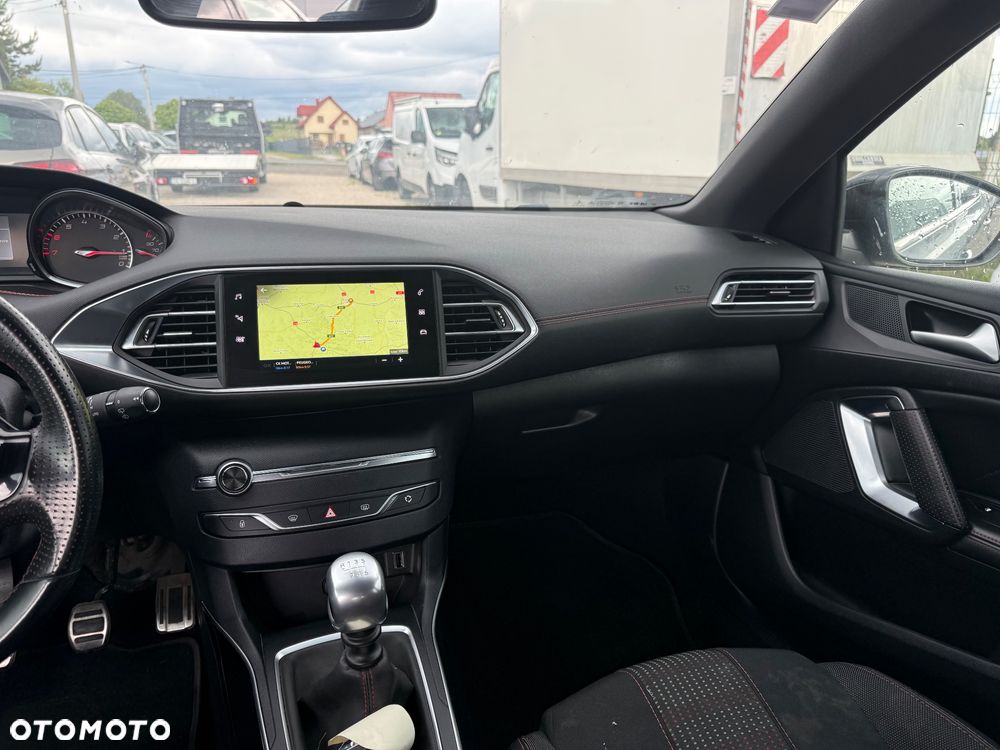 Peugeot 308 - 13