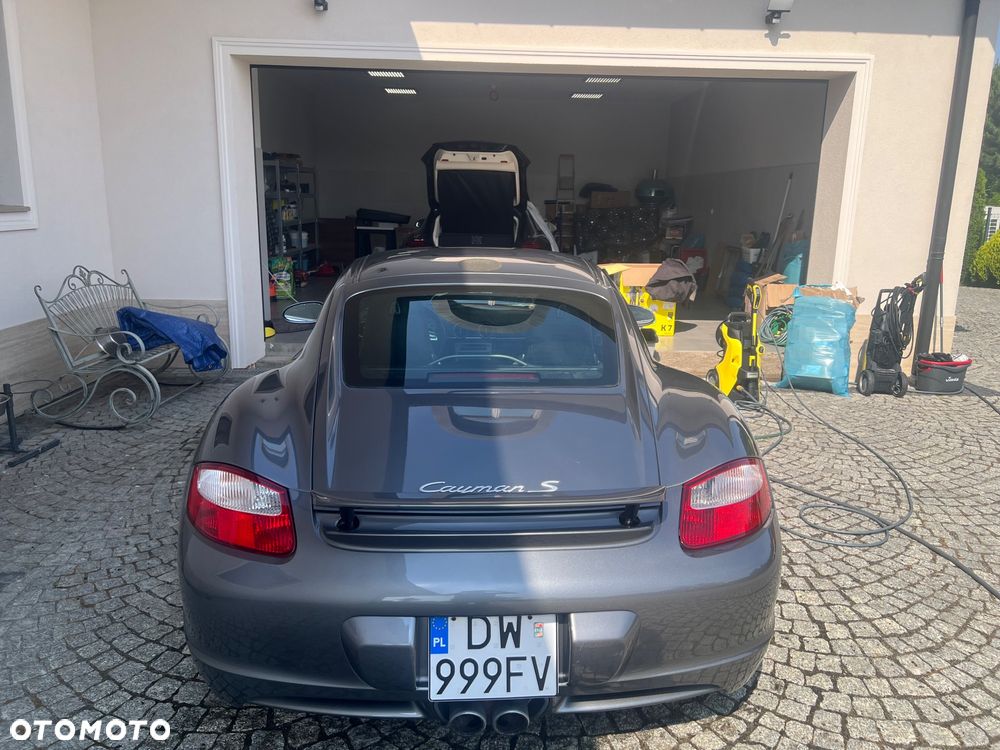 Porsche Cayman S - 8