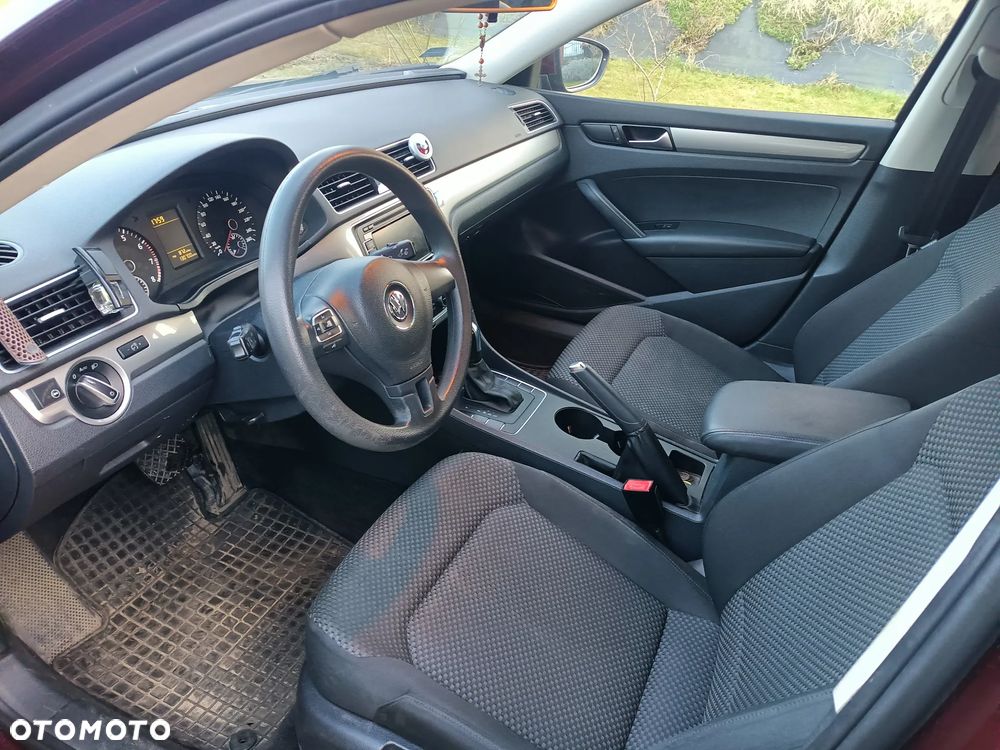 Volkswagen Passat - 5