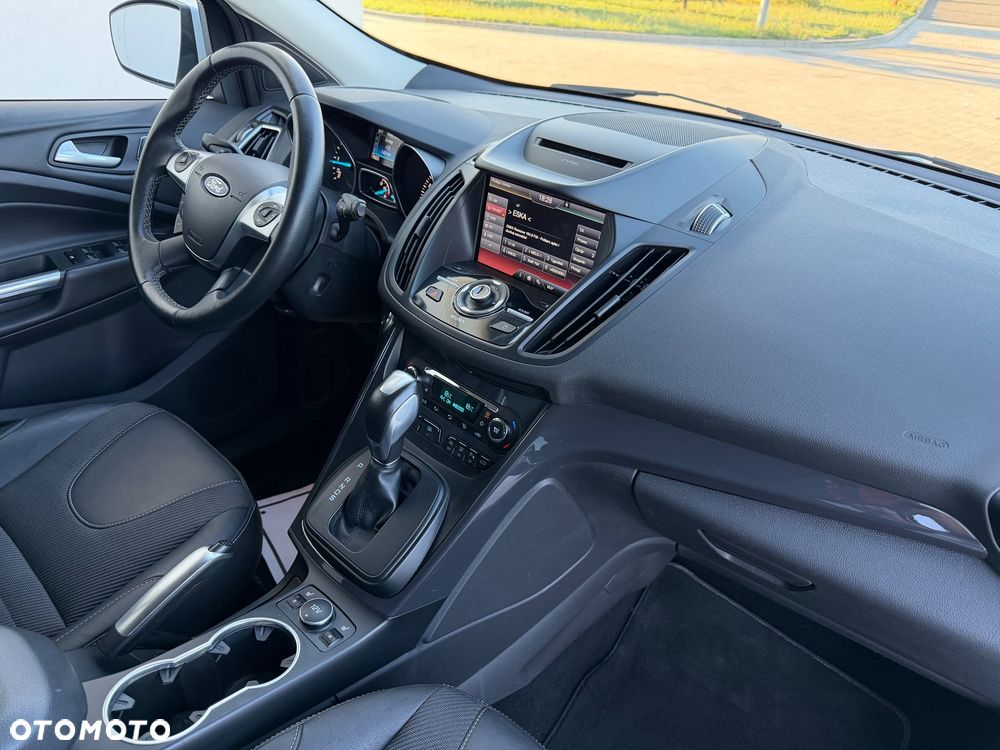 Ford Kuga 2.0 TDCi 4x4 Business Edition - 23