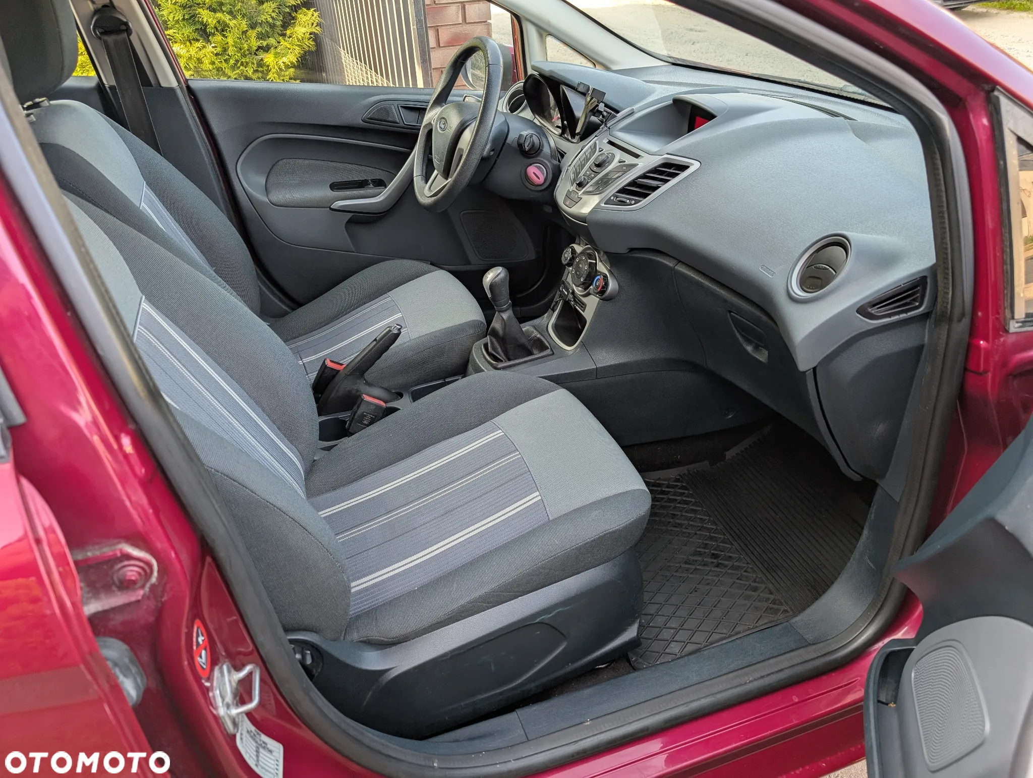 Ford Fiesta 1.25 Silver X (Trend) EU5 - 8