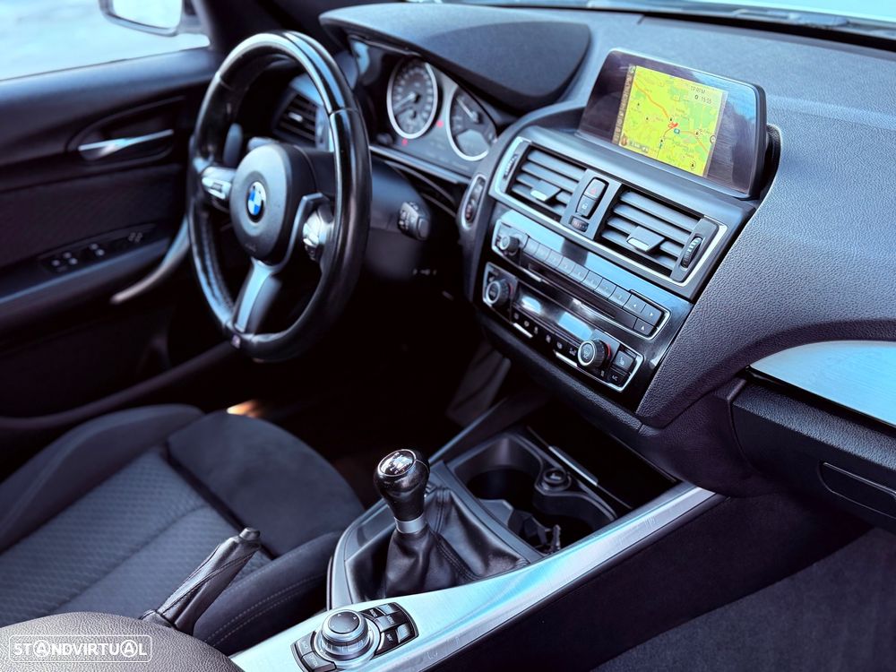 BMW 116 d Pack Desportivo M - 9
