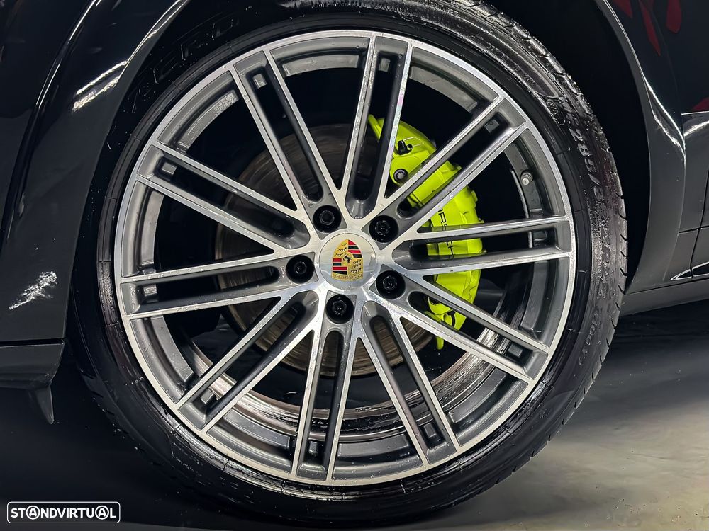 Porsche Cayenne - 11