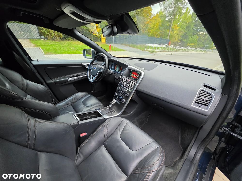 Volvo XC 60 - 36