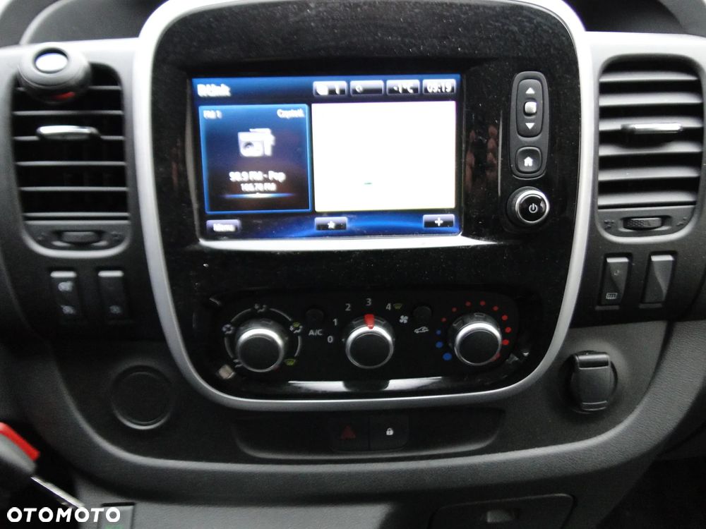 Renault Trafic - 13