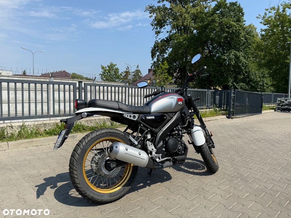 Yamaha XSR - 7