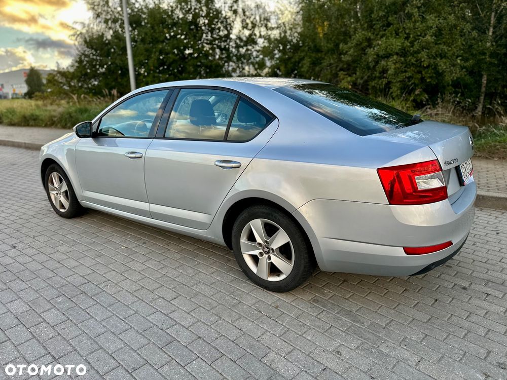 Skoda Octavia 2015 photo 4