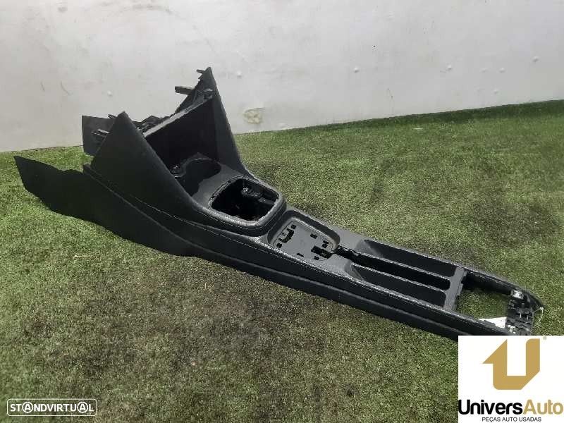 CONSOLA CENTRAL VOLKSWAGEN POLO 2016 -6R0863241AF - 3